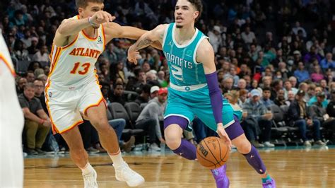 Hornets vs. Hawks: Prediction, point spread, odds, over/under.